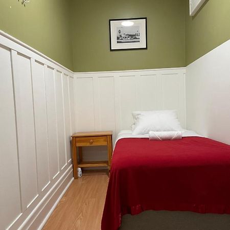 Small Private La Bedroom W Wifi - Private Fridge - Ac Near Usc - Exposition Park - Usc Memorial Coliseum - Banc Of California Bmo Stadium - Downtown Los Angeles Dtla - University Of Southern California Usc!!! ภายนอก รูปภาพ