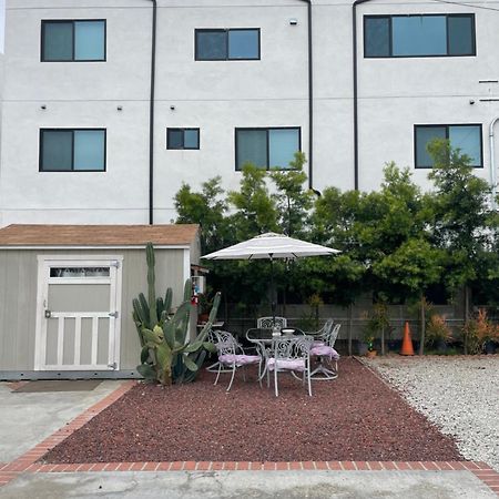 Small Private La Bedroom W Wifi - Private Fridge - Ac Near Usc - Exposition Park - Usc Memorial Coliseum - Banc Of California Bmo Stadium - Downtown Los Angeles Dtla - University Of Southern California Usc!!! ภายนอก รูปภาพ