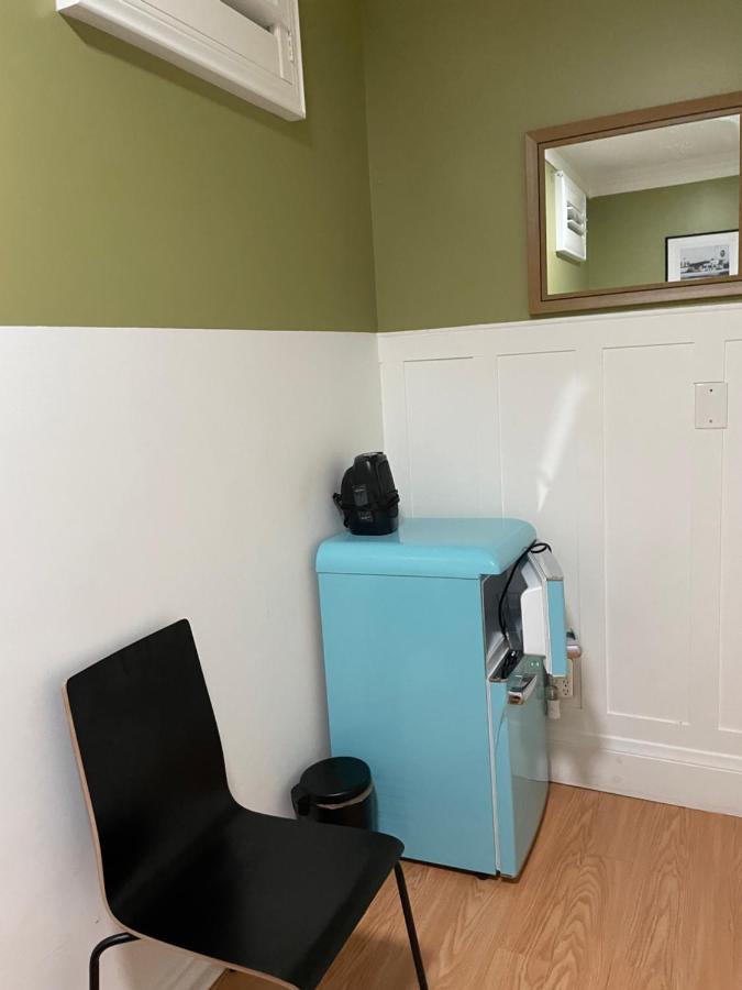 Small Private La Bedroom W Wifi - Private Fridge - Ac Near Usc - Exposition Park - Usc Memorial Coliseum - Banc Of California Bmo Stadium - Downtown Los Angeles Dtla - University Of Southern California Usc!!! ภายนอก รูปภาพ