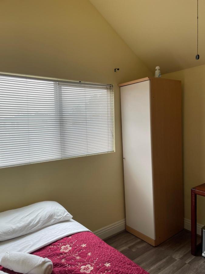 Small Private La Bedroom W Wifi - Private Fridge - Ac Near Usc - Exposition Park - Usc Memorial Coliseum - Banc Of California Bmo Stadium - Downtown Los Angeles Dtla - University Of Southern California Usc!!! ภายนอก รูปภาพ